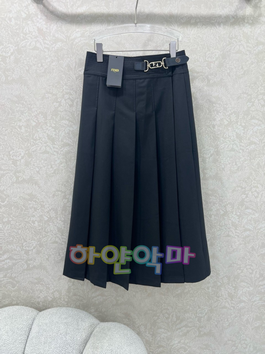 하얀악마 펜디 치마 (7).jpg