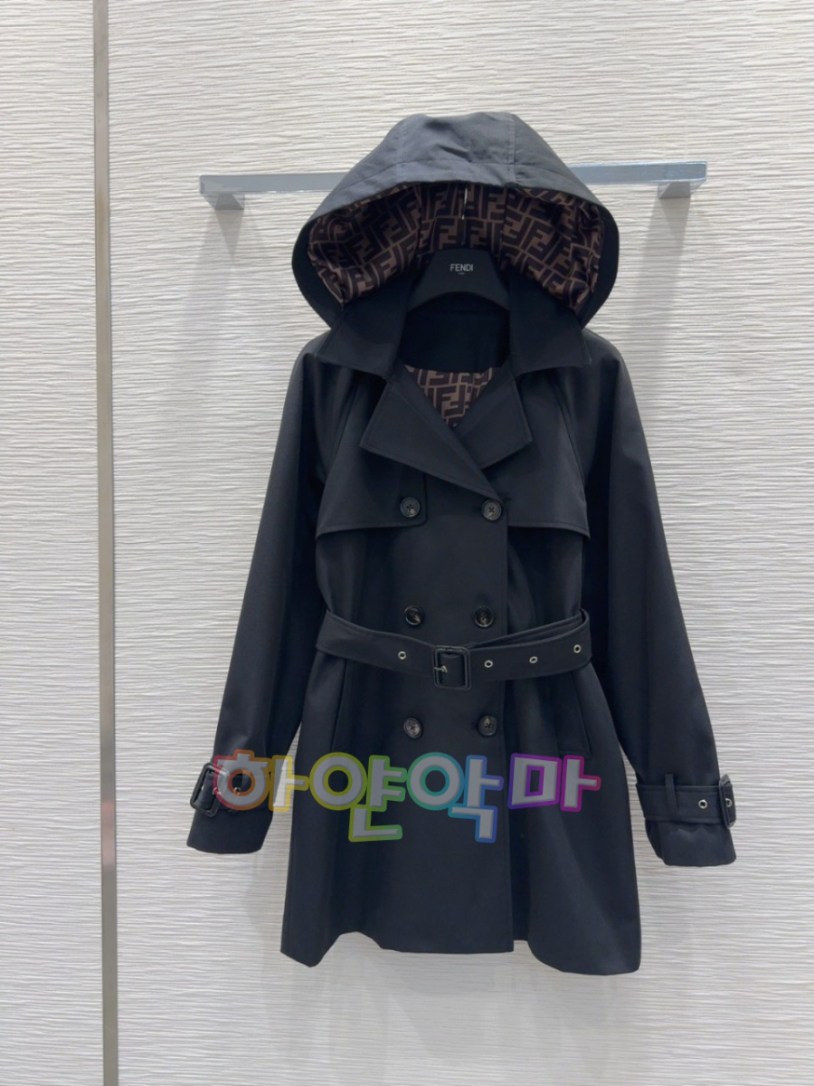 하얀악마 펜디 코트 (4).jpg