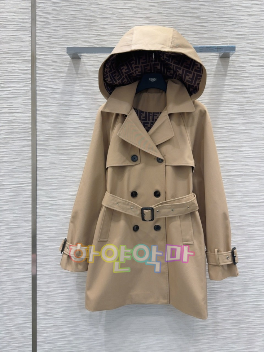 하얀악마 펜디 코트 (5).jpg