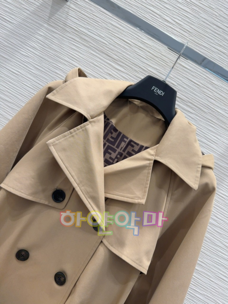 하얀악마 펜디 코트 (6).jpg