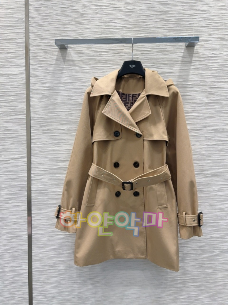 하얀악마 펜디 코트 (7).jpg