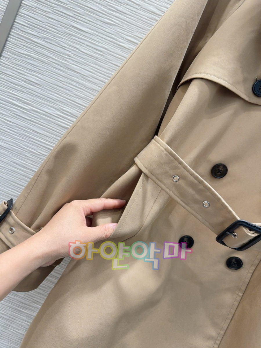 하얀악마 펜디 코트 (9).jpg