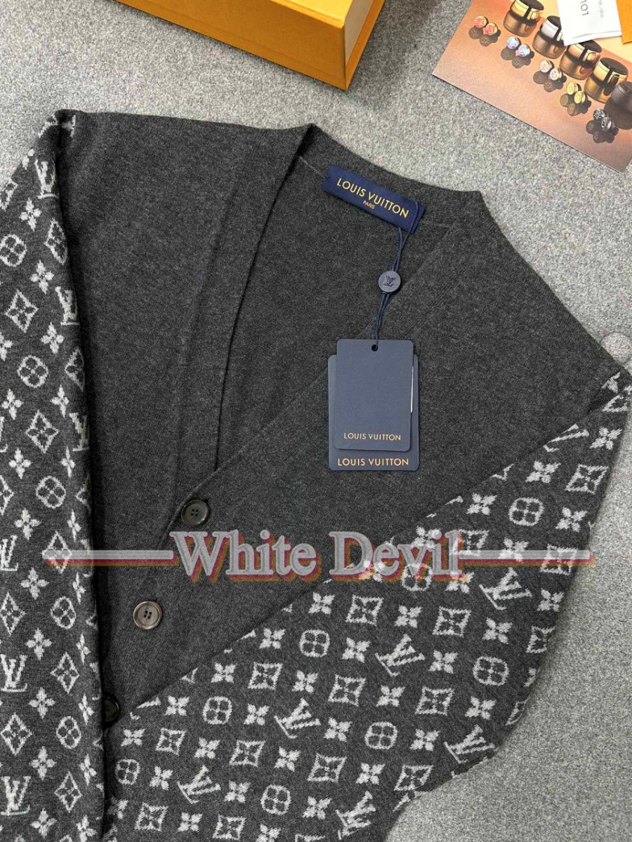 하얀악마 루이 가디건 (20).jpg