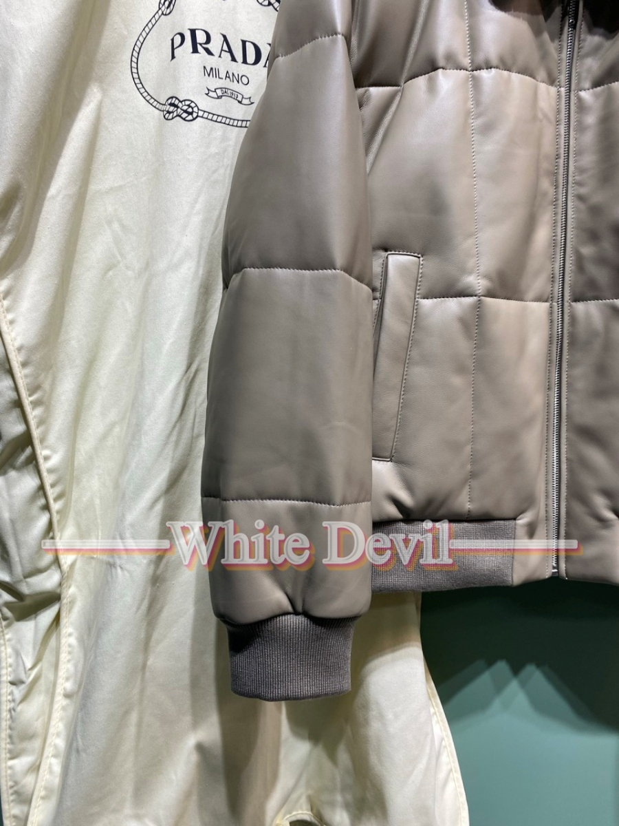 하얀악마 프라다 패딩 (3).jpg