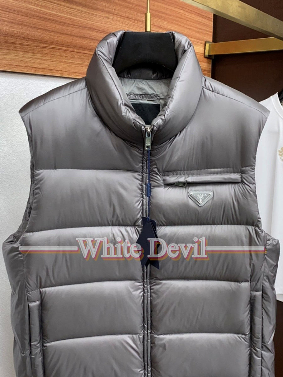 하얀악마 프라다 조끼 (4).jpg