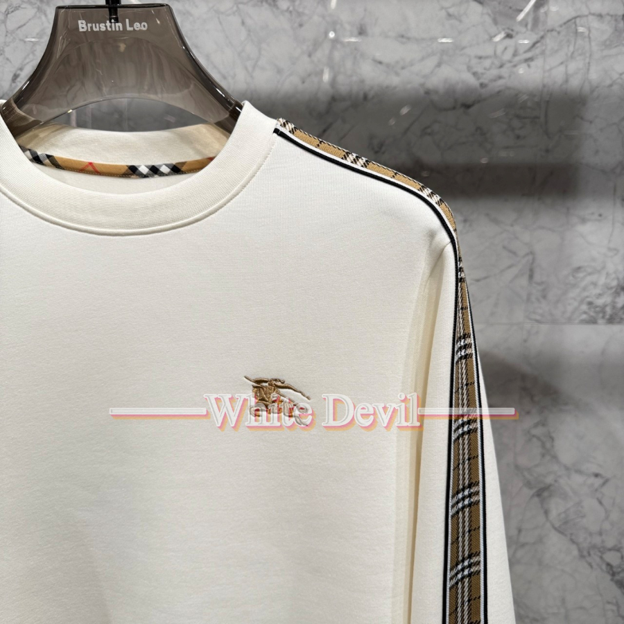 하얀악마 버버리 맨투맨 (5).jpg