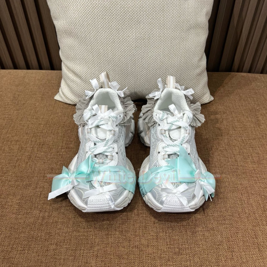 하얀악마 발렌 운동화 (2).jpg