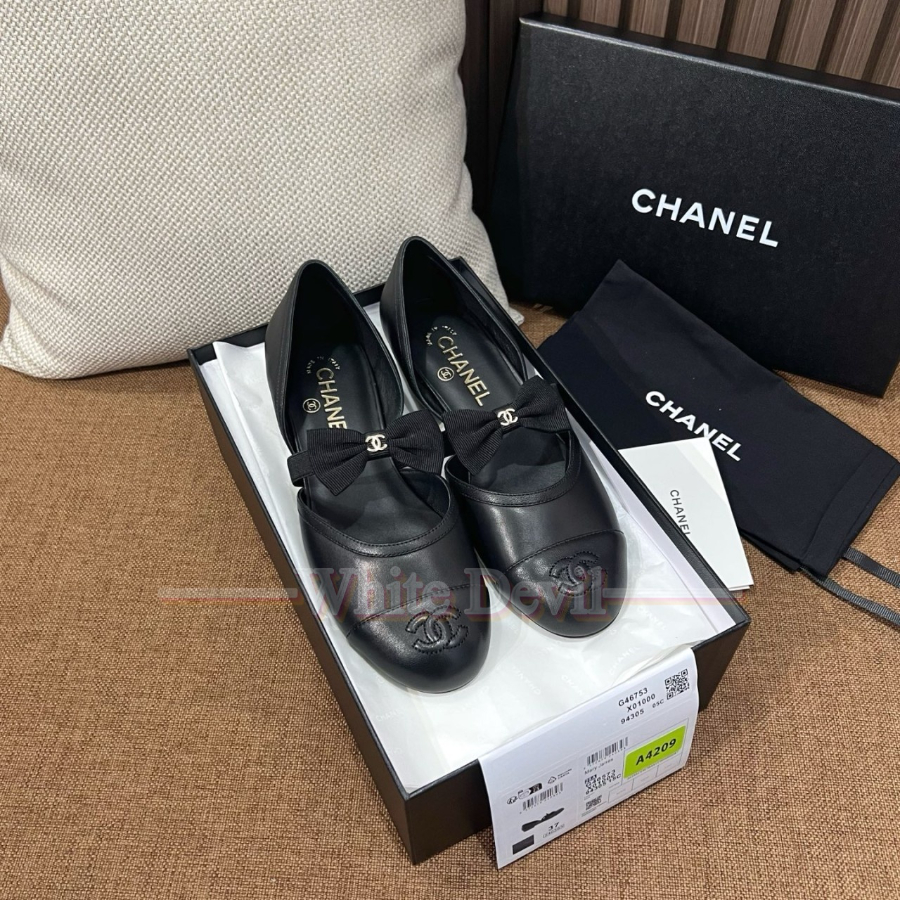 하얀악마 샤넬 플랫 (1).jpg