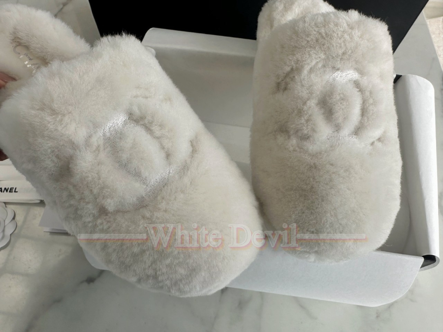 하얀악마 샤넬 슬리퍼 (10).jpg