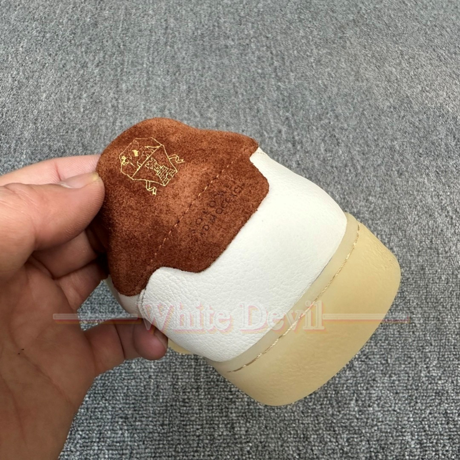 하얀악마 쿠치 스니커즈 (14).jpg