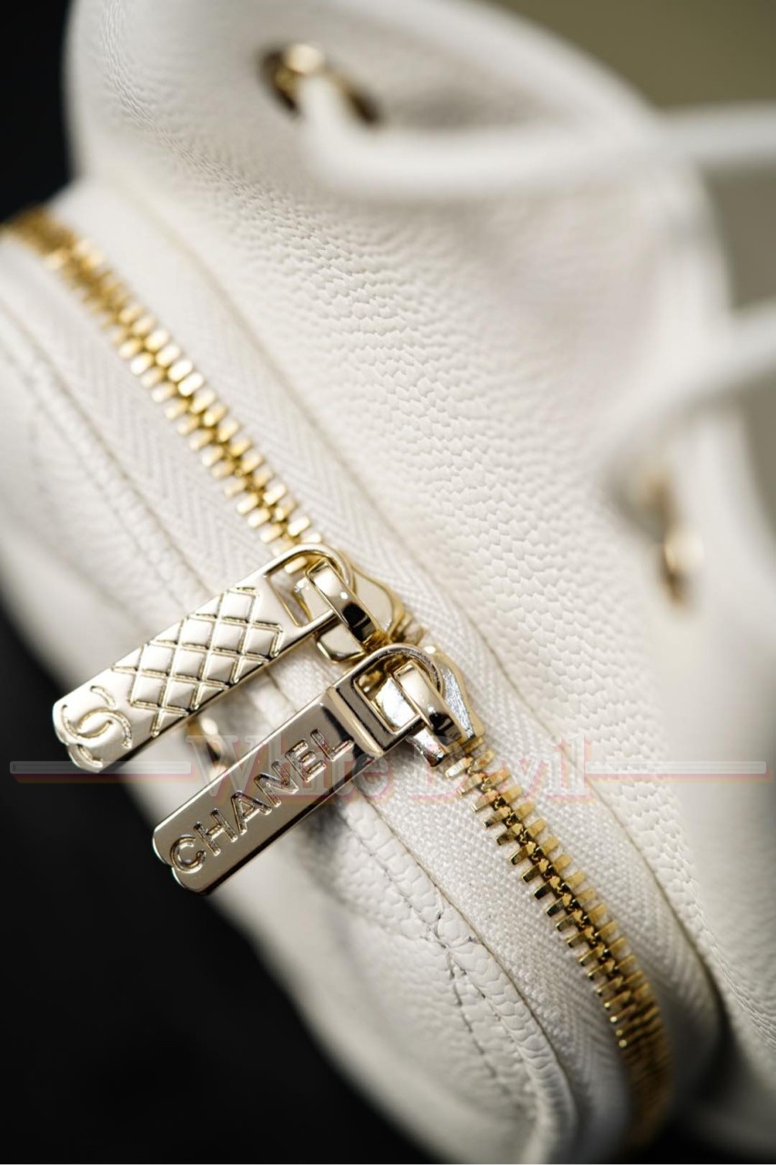 하얀악마 샤넬 버킷백 (10).jpg