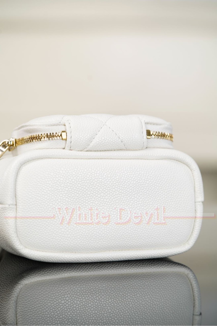 하얀악마 샤넬 버킷백 (21).jpg