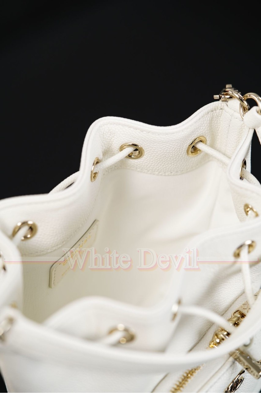 하얀악마 샤넬 버킷백 (29).jpg