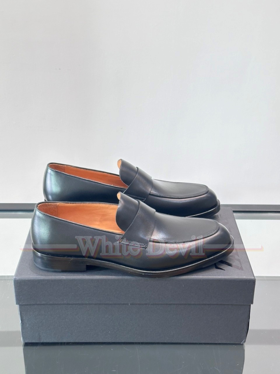 하얀악마 제냐 로퍼 (5).jpg