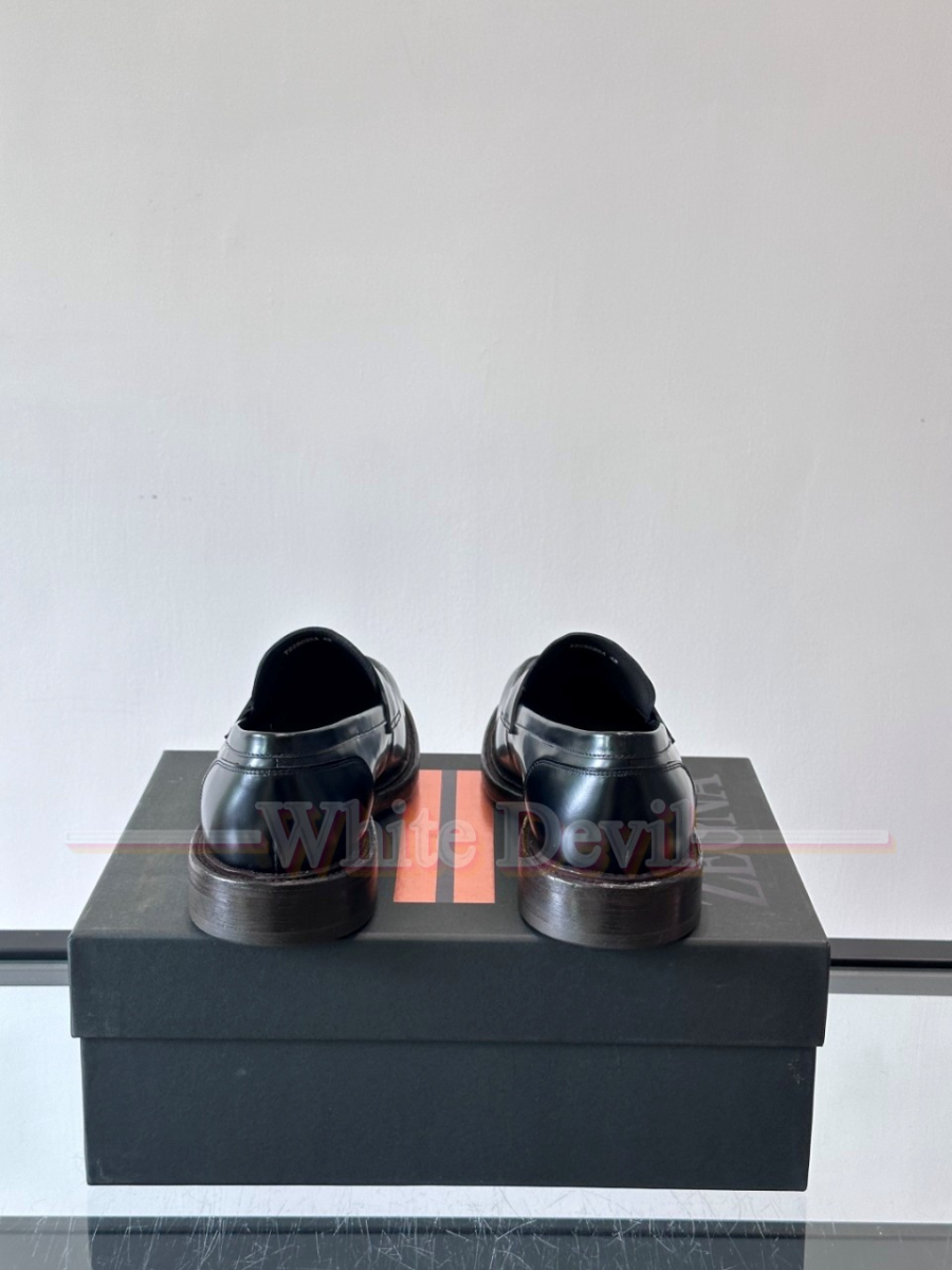 하얀악마 제냐 로퍼 (10).jpg