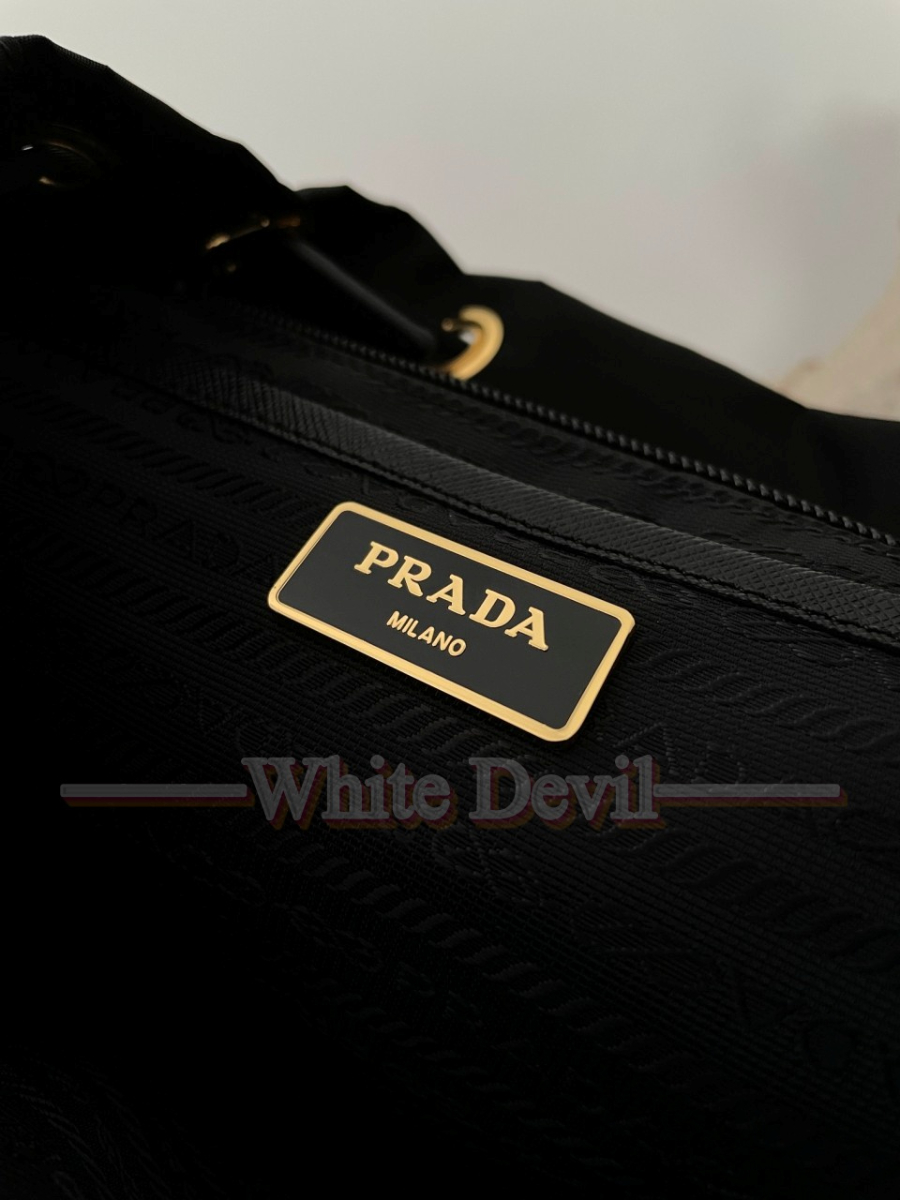하얀악마 프라다 백팩 (6).jpg