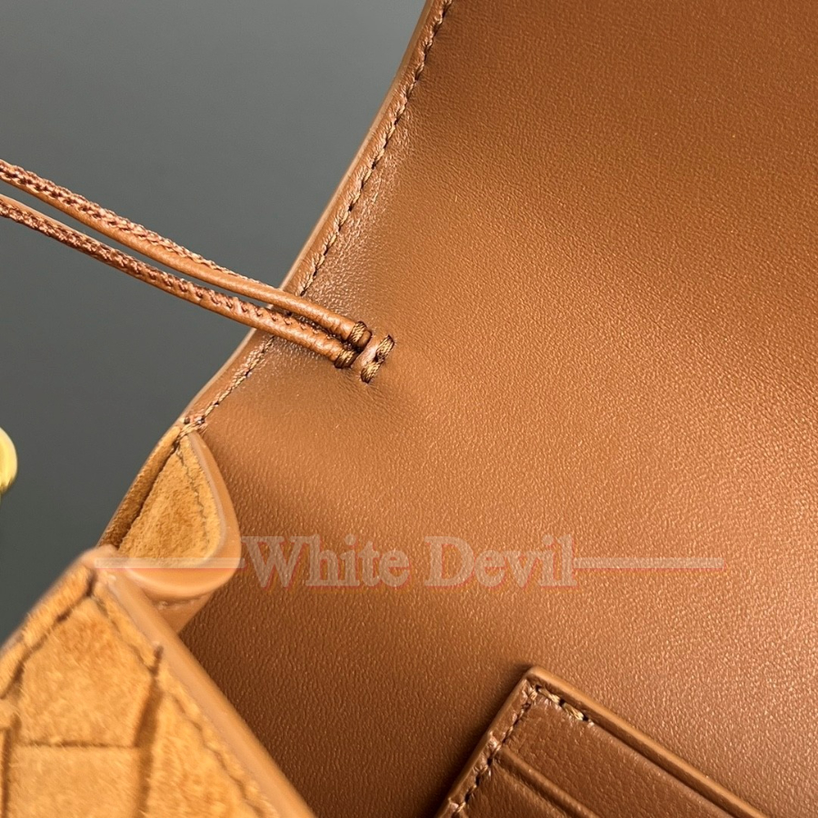 하얀악마 보테가 클러치 (8).jpg