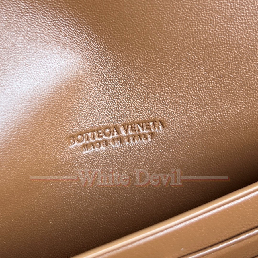 하얀악마 보테가 클러치 (9).jpg