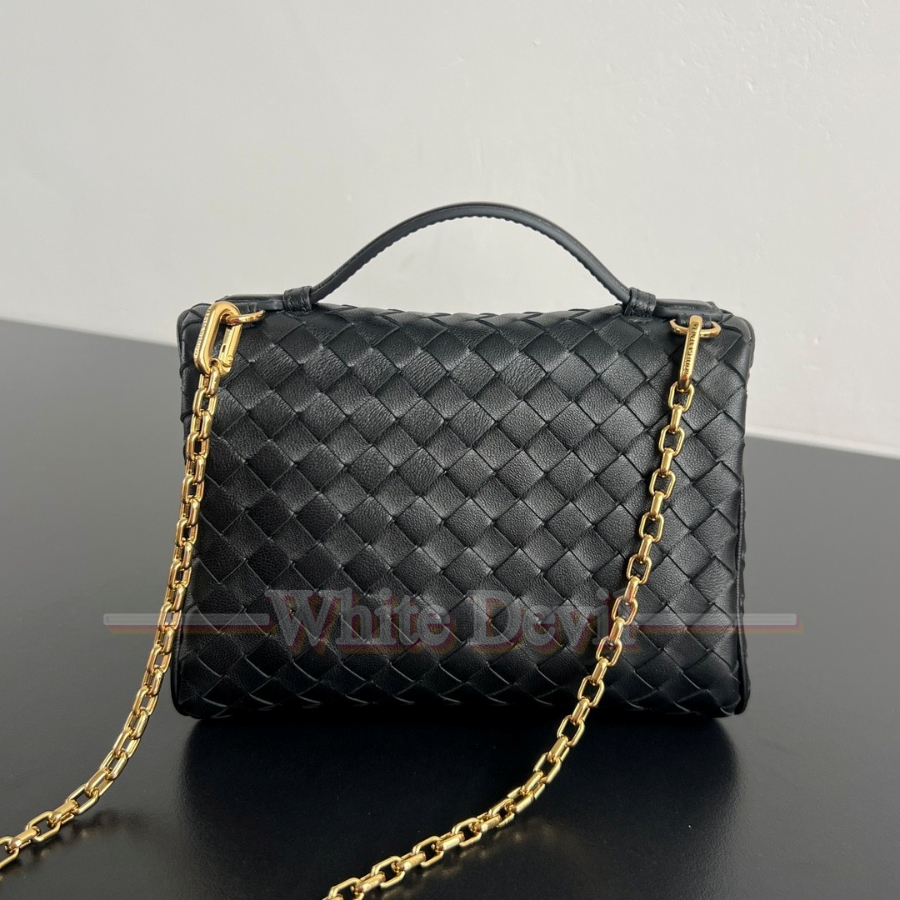 하얀악마 보테가 베니티 (3).jpg