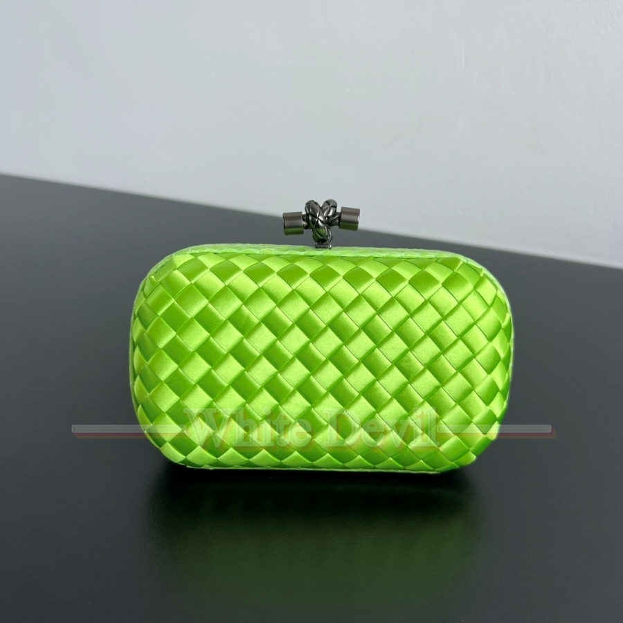 하얀악마 보테가 클로치 (1).jpg