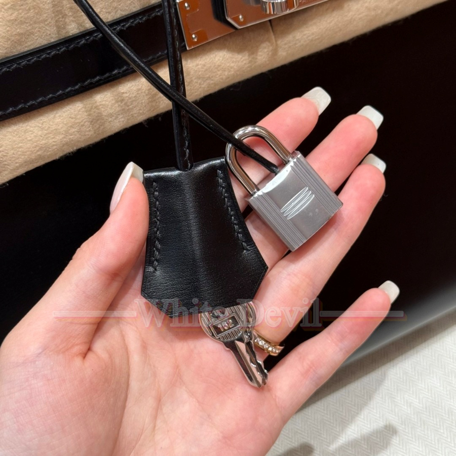 하얀악마 에르 버킨 (11).jpg