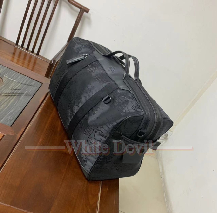 하얀악마 벨루티 여행가방 (3).jpg