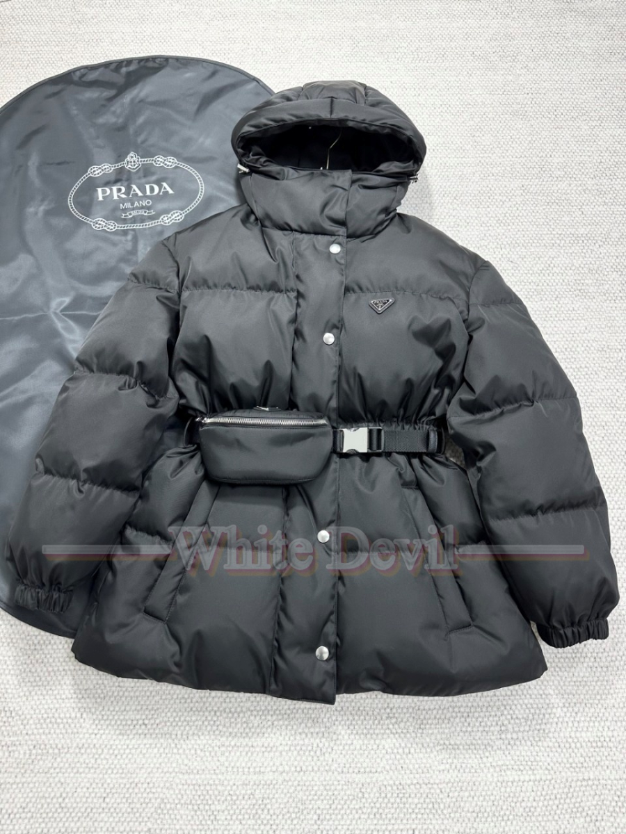 하얀악마 프라다 패딩 (4).jpg