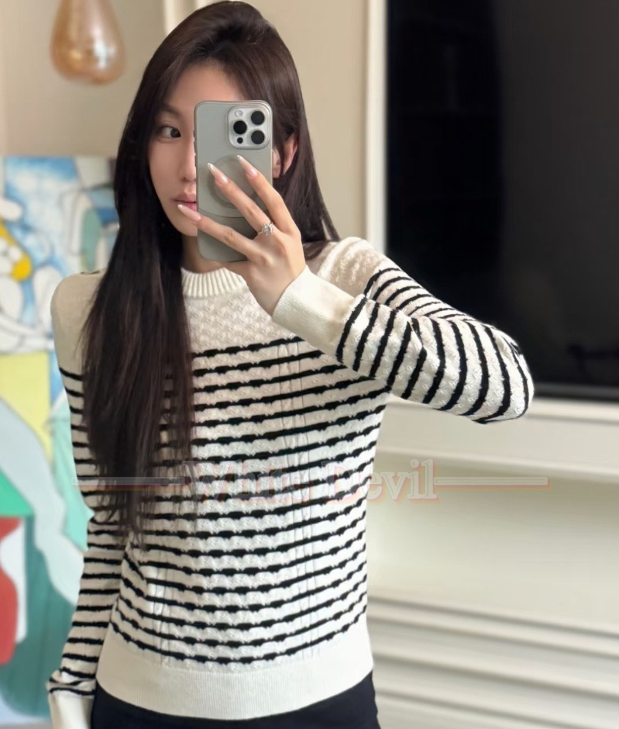 하얀악마 샤넬 니트 (2).jpg