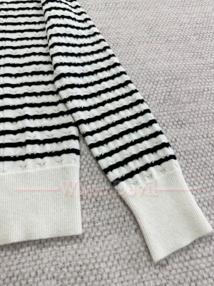 하얀악마 샤넬 니트 (11).jpg