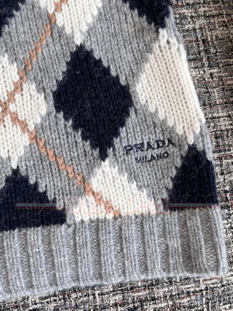 하얀악마 프라다 가디건 (17).jpg