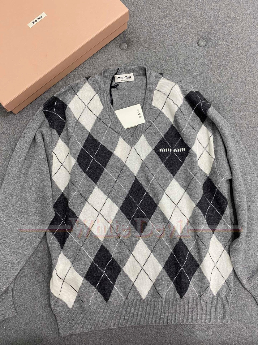 하얀악마 미우 니트 (4).jpg