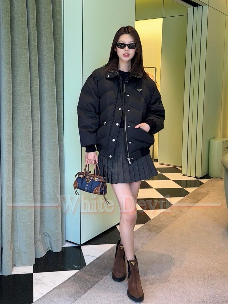 하얀악마 프라다 패딩 (1).jpg