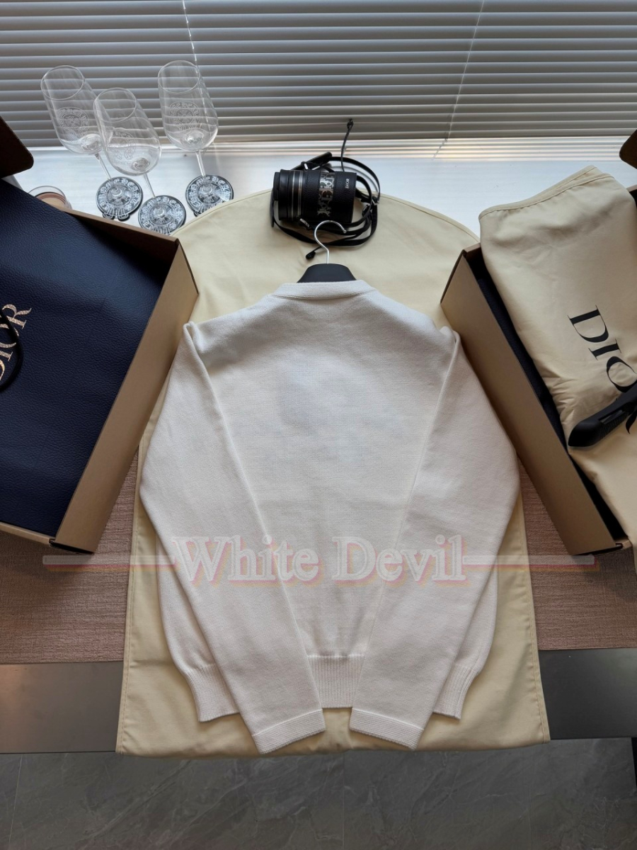 하얀악마 디올 니트 (13).jpg