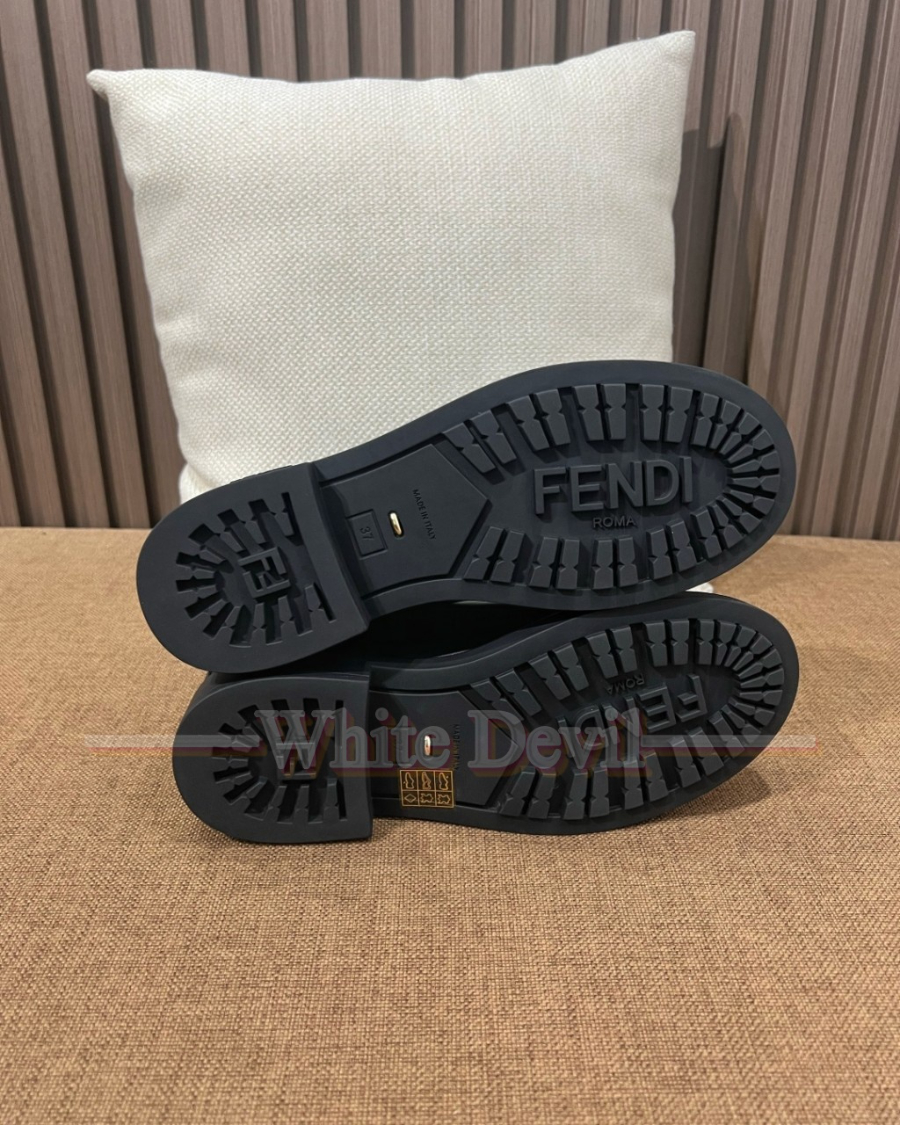 하얀악마 펜디 부츠 (9).jpg