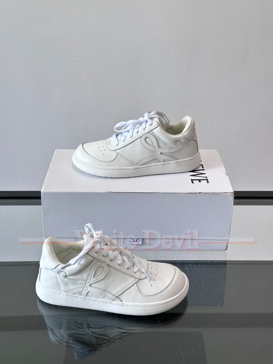 하얀악마 로에베 운동화 (8).jpg