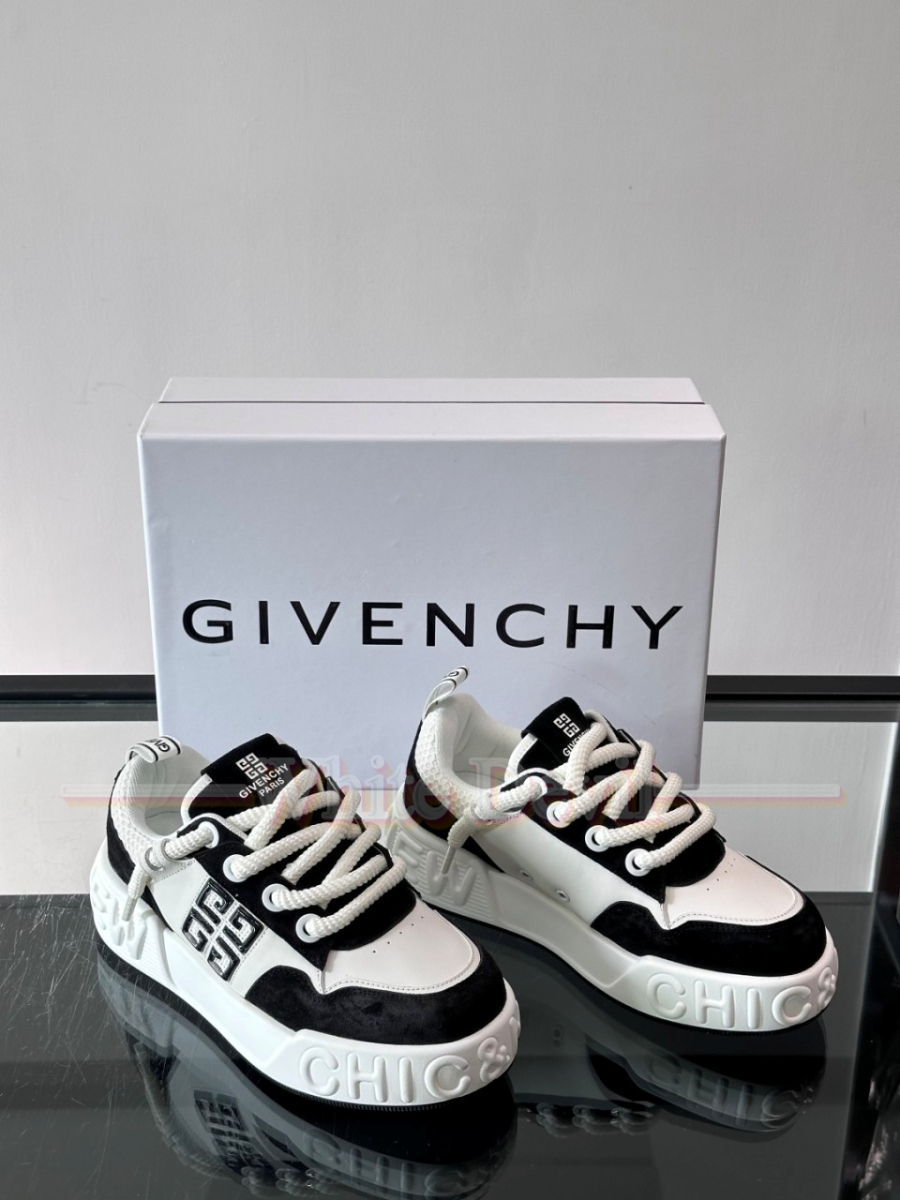 하얀악마 지방시 운동화 (3).jpg