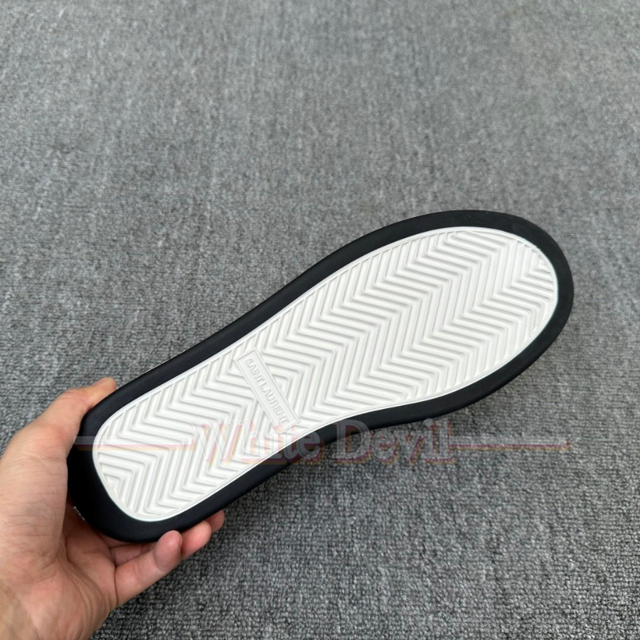 하얀악마 생로랑 신발 (17).jpg