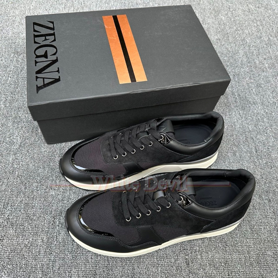 하얀악마 제냐 신발 (2).jpg