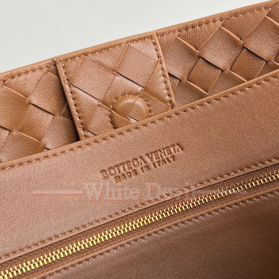 하얀악마 보테가 가방 (9).jpg