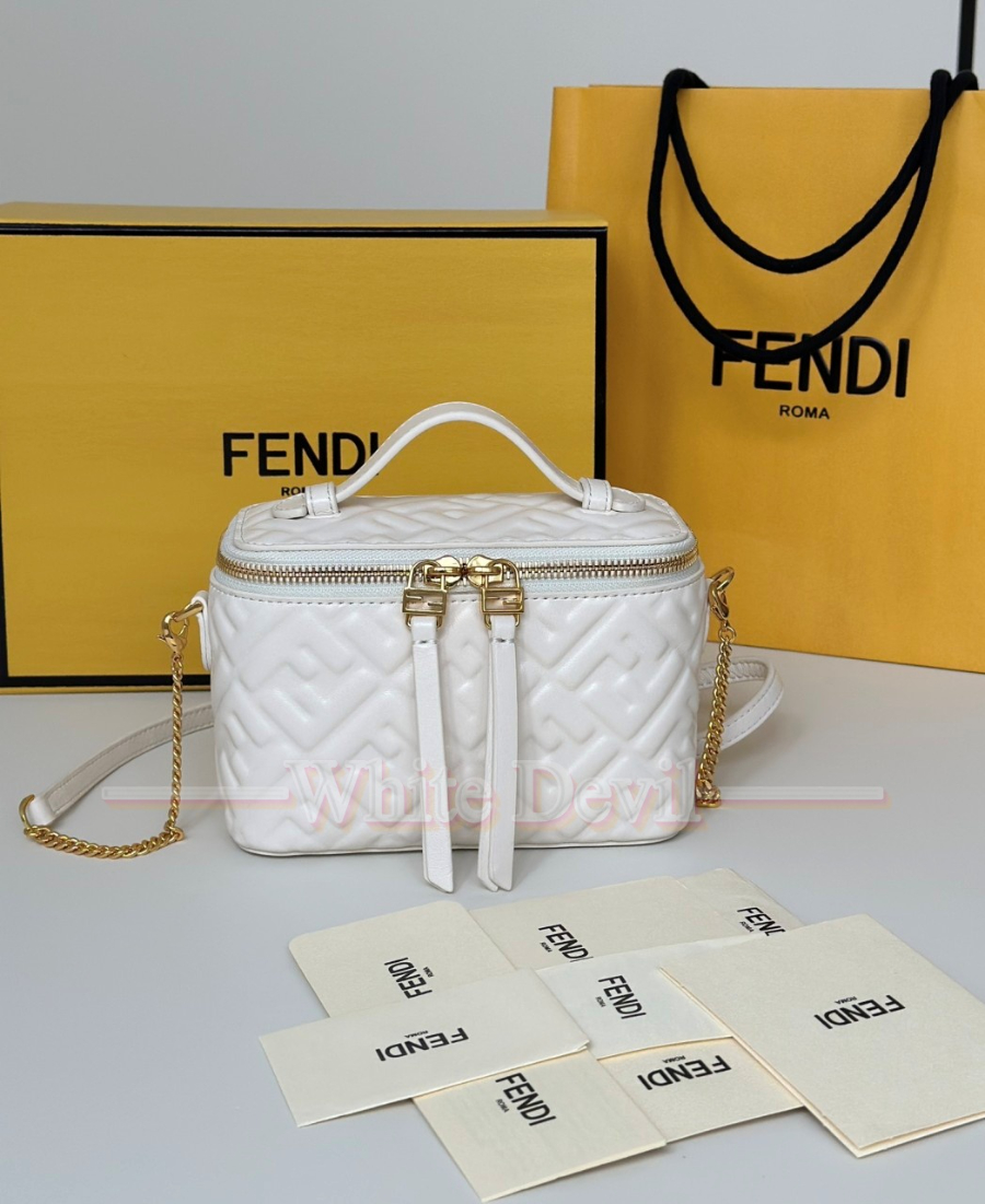 하얀악마 펜디 가방 (3).jpg