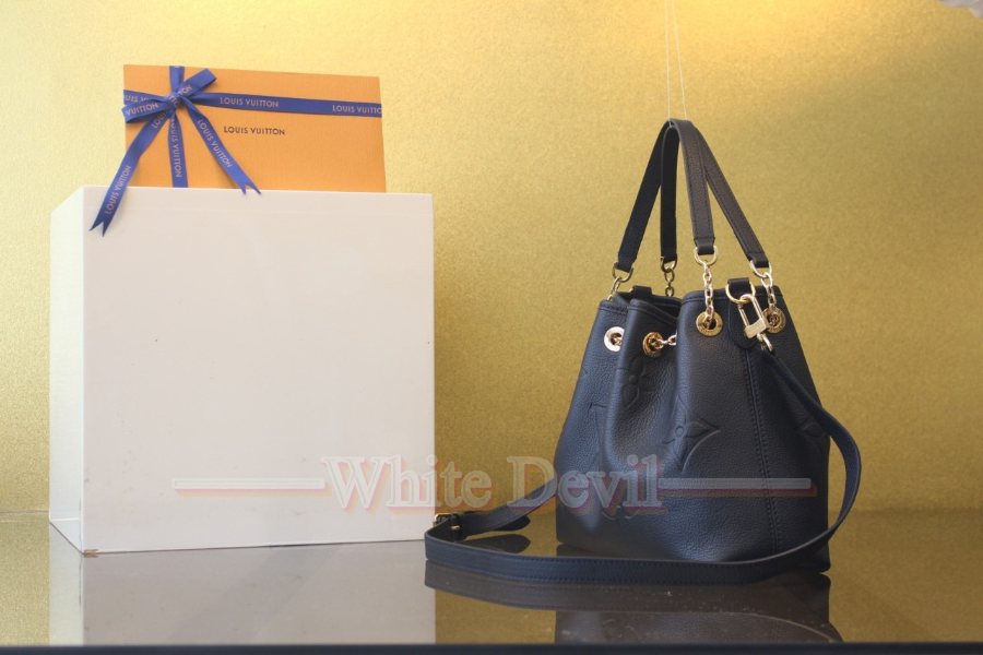 하얀악마 루이비통 가방 (3).jpg