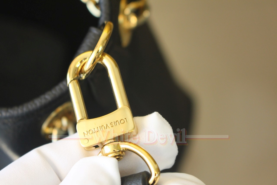하얀악마 루이비통 가방 (5).jpg
