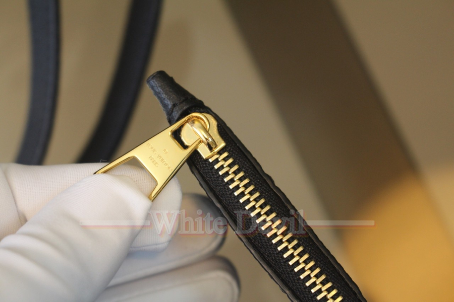 하얀악마 루이비통 가방 (9).jpg