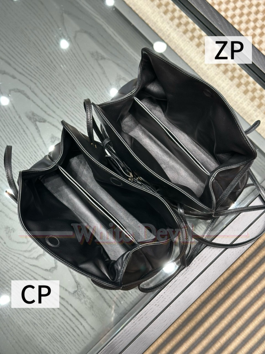 하얀악마 프라다 가방 (6).jpg