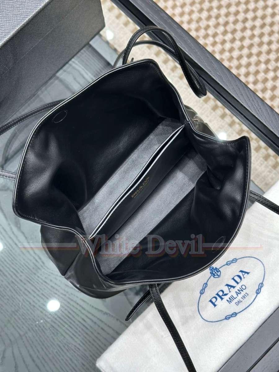 하얀악마 프라다 가방 (18).jpg