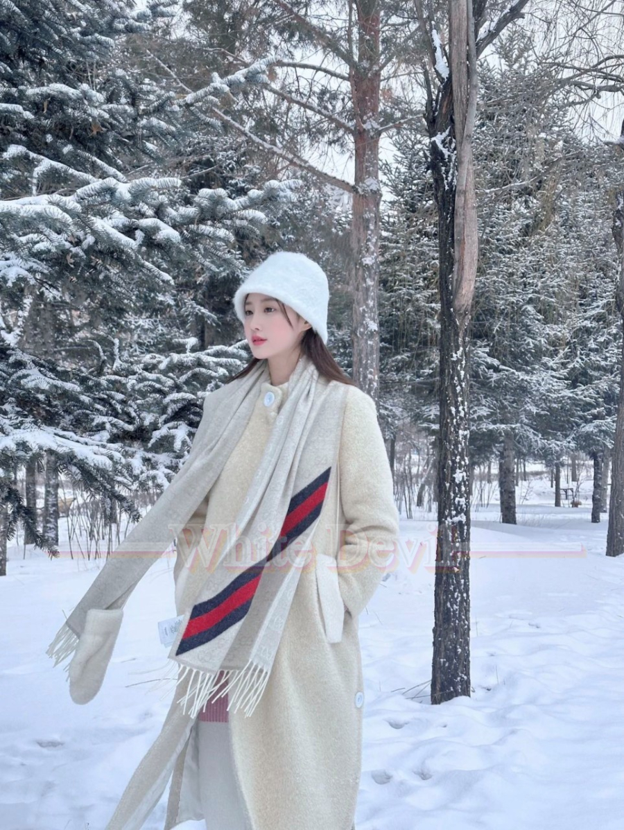 하얀악마 구찌 목도리 (1).jpg