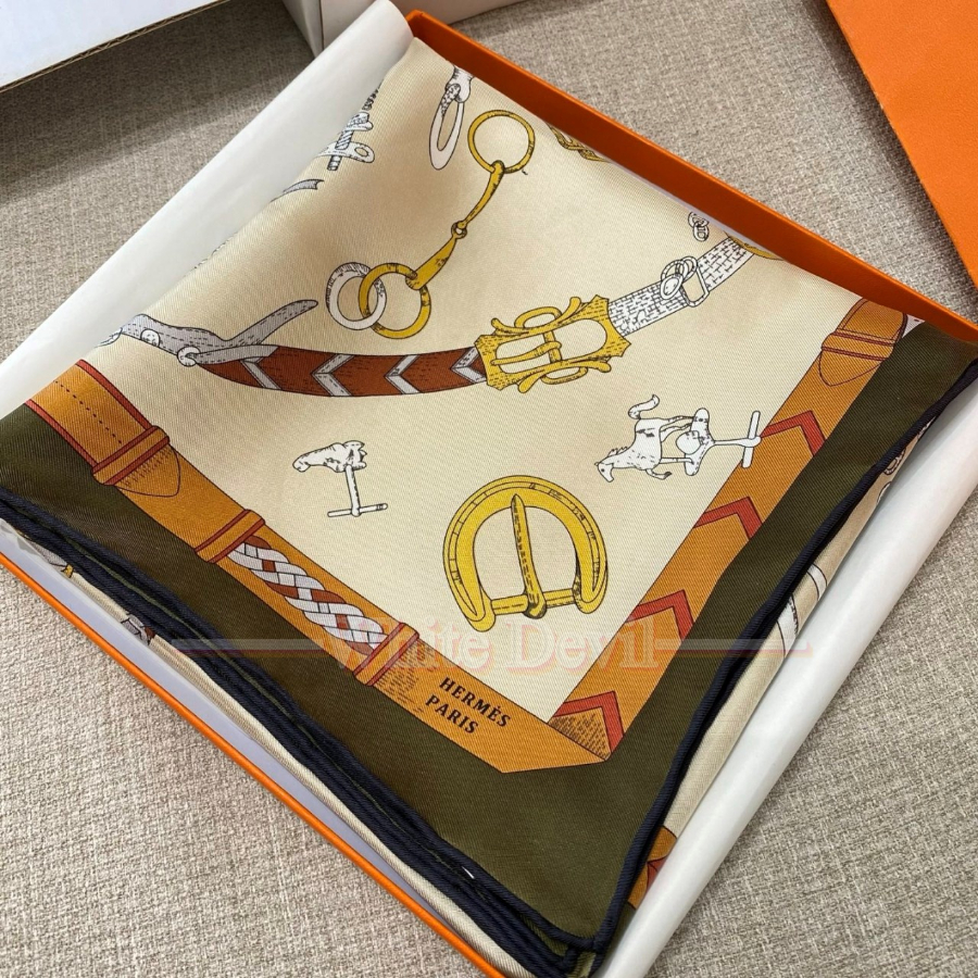 하얀악마 에르메스 스카프 (4).jpg