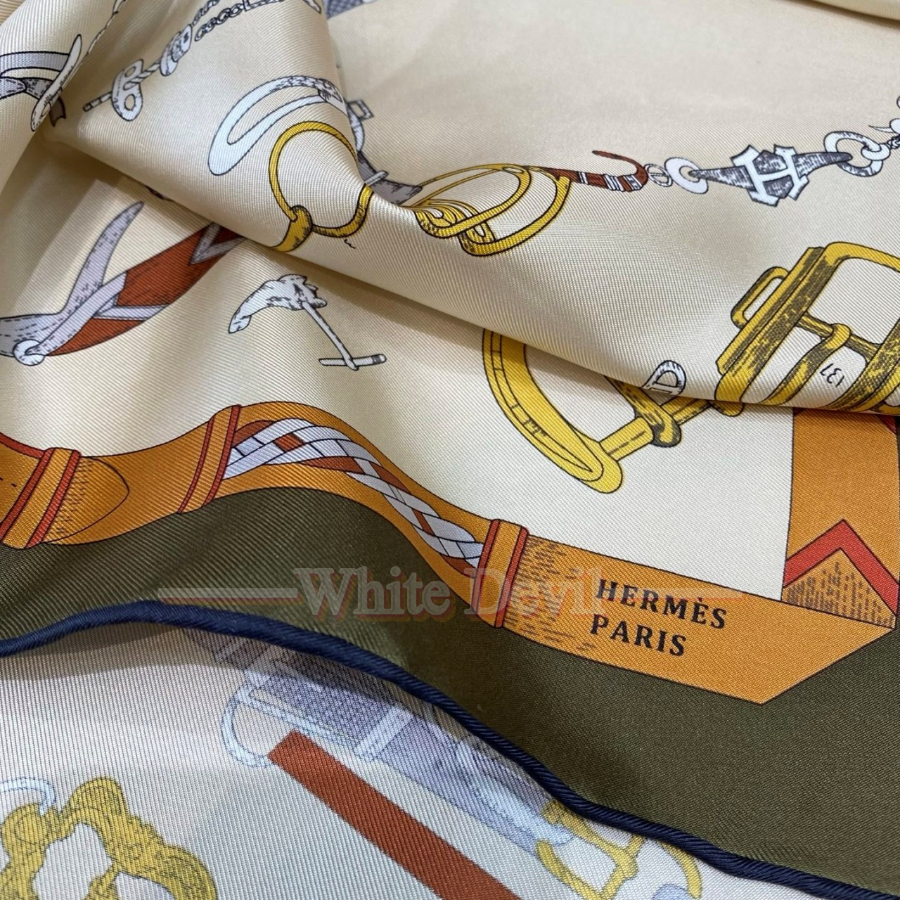 하얀악마 에르메스 스카프 (6).jpg