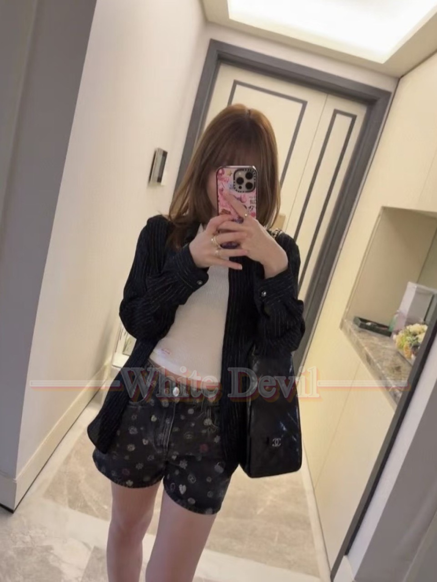 하얀악마 샤넬 반바지 (2).jpg