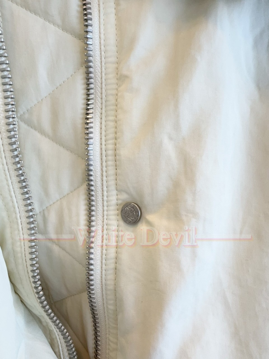 하얀악마 로에베 패딩 (7).jpg